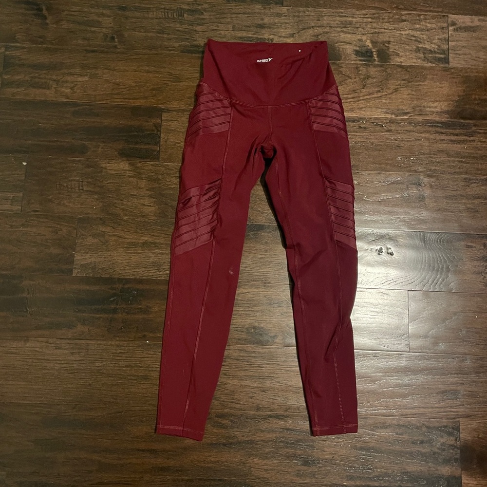 Old Navy Marroon Active Leggings